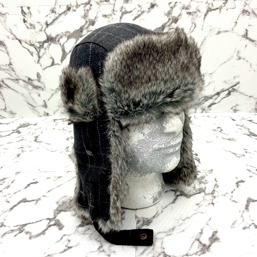 Men’s Bailey Navy Grey Trapper Faux Fur Hat
